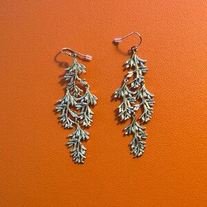 Elegant Gold Leaf Earrings